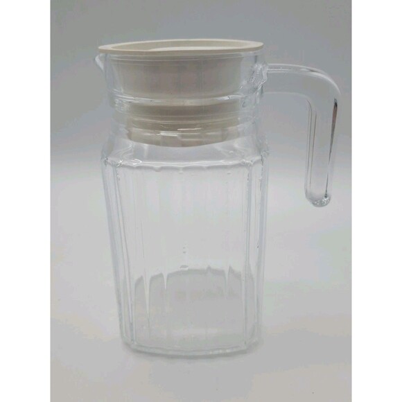 Vintage ARC France Clear Glass Ribbed Refrigerator Pitcher w/Handle 6in Tall - Picture 1 of 10